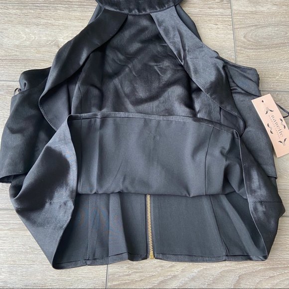 NWT NANETTE Lepore Satin Cold Shoulder Blouse - Picture 7 of 11